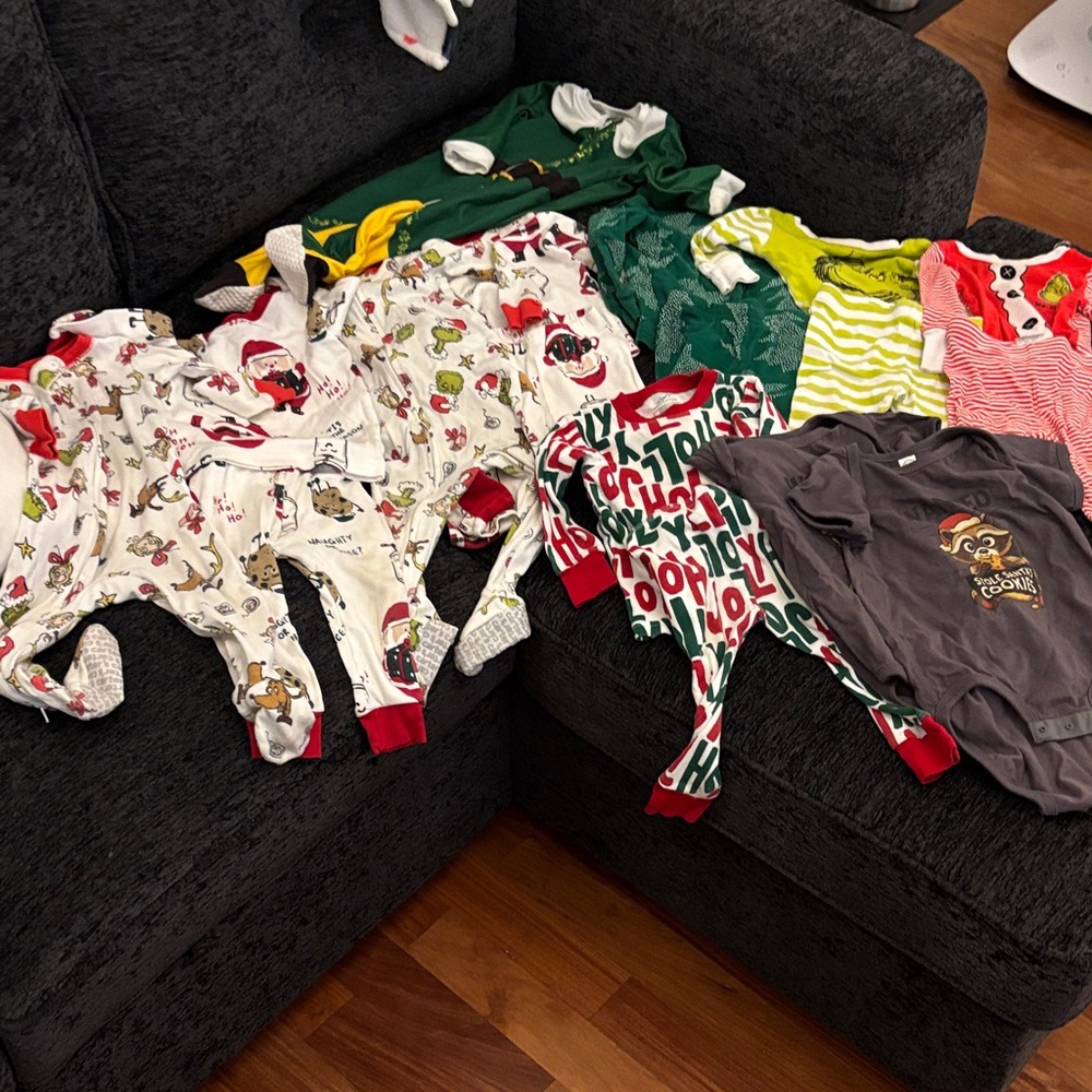 Boys 12mon Twin Christmas Pajama Bundle